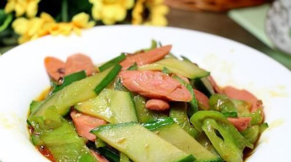  啤酒|精选美食：石盘烤鱼，啤酒炖猪脚，黄瓜炒火腿肠，黄豆红烧肉做法