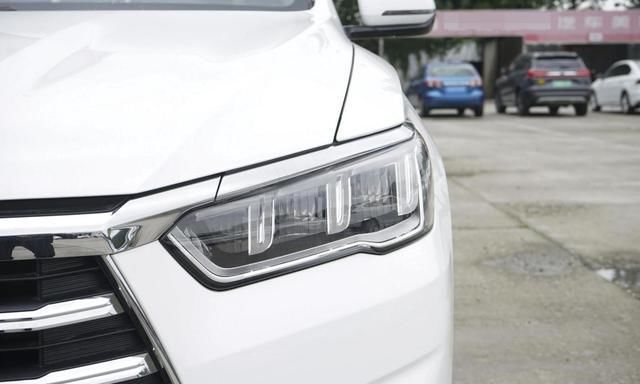 能量|小车身也能蕴藏大能量，比亚迪宋pro告诉你，什么叫＂性价比之王＂