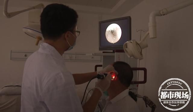  医生|“特别惊人！”男子觉得耳朵痒，检查才发现里面有虫