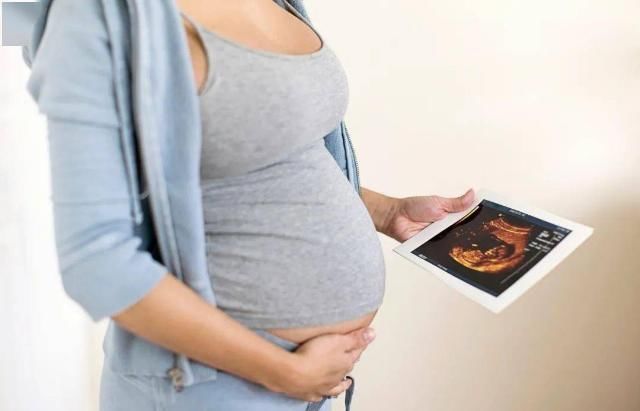  细思|细思极恐！网曝女生遭同行男生下药，警方介入！女孩要平安长大，到底有多难？