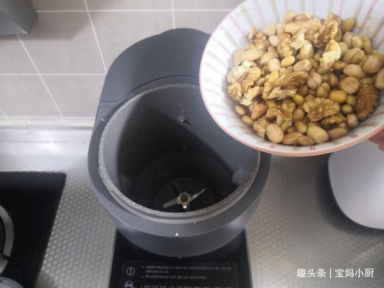 入秋|入秋后豆浆,四种食材巧搭配,好喝味美大脑好,学生更需要