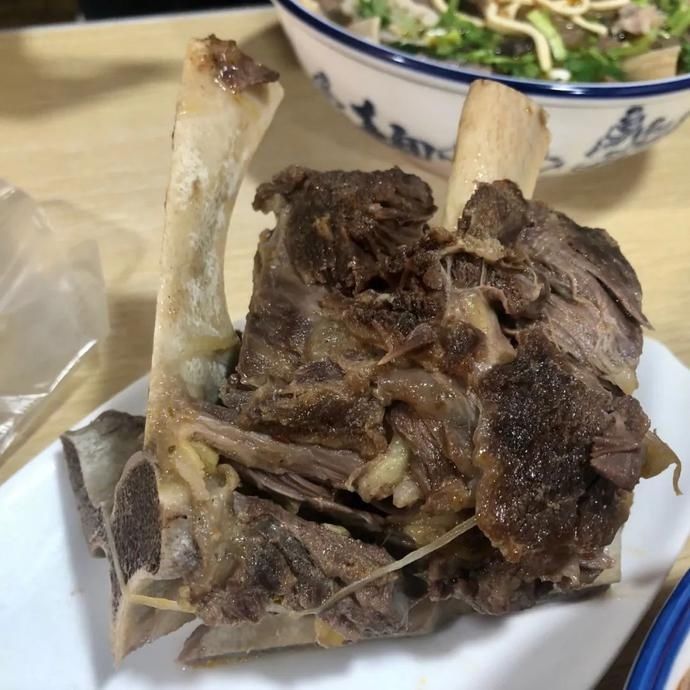 插花牛肉汤|十一去哪吃？快来看辣油君的美食推荐！