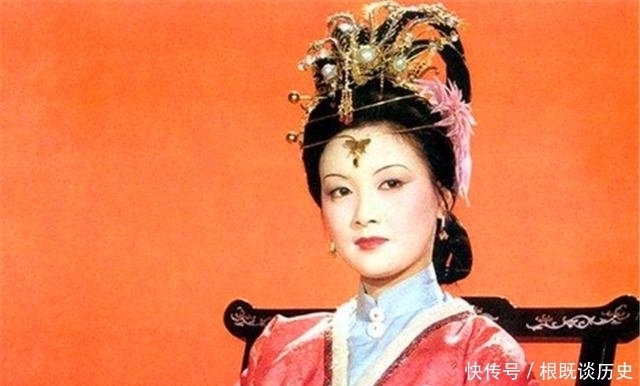 导演们|她是87红楼梦里的王熙凤，又矮又黑不被看好，一试戏竟惊艳全场