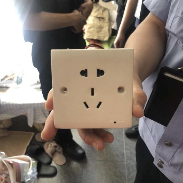 租赁合同|租房近半年，针孔摄像头偷拍几千段视频！90后姑娘怒了