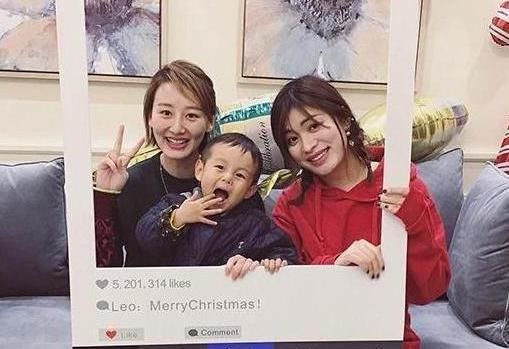  大白|带你看看主持人李好的豪宅：全屋都是大白墙，装修简约又温馨