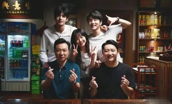  家人|收视率翻倍后被骂上热搜，《以家人之名》只用了一周？