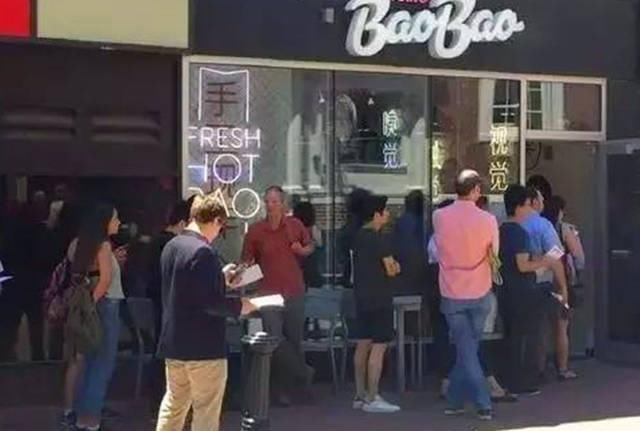 中国|开在美国的中国包子铺,最便宜菜包20元一个,顾客每天排长队购买