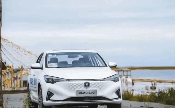  life|青海湖试驾逸动E-life 我已忘记里程焦虑