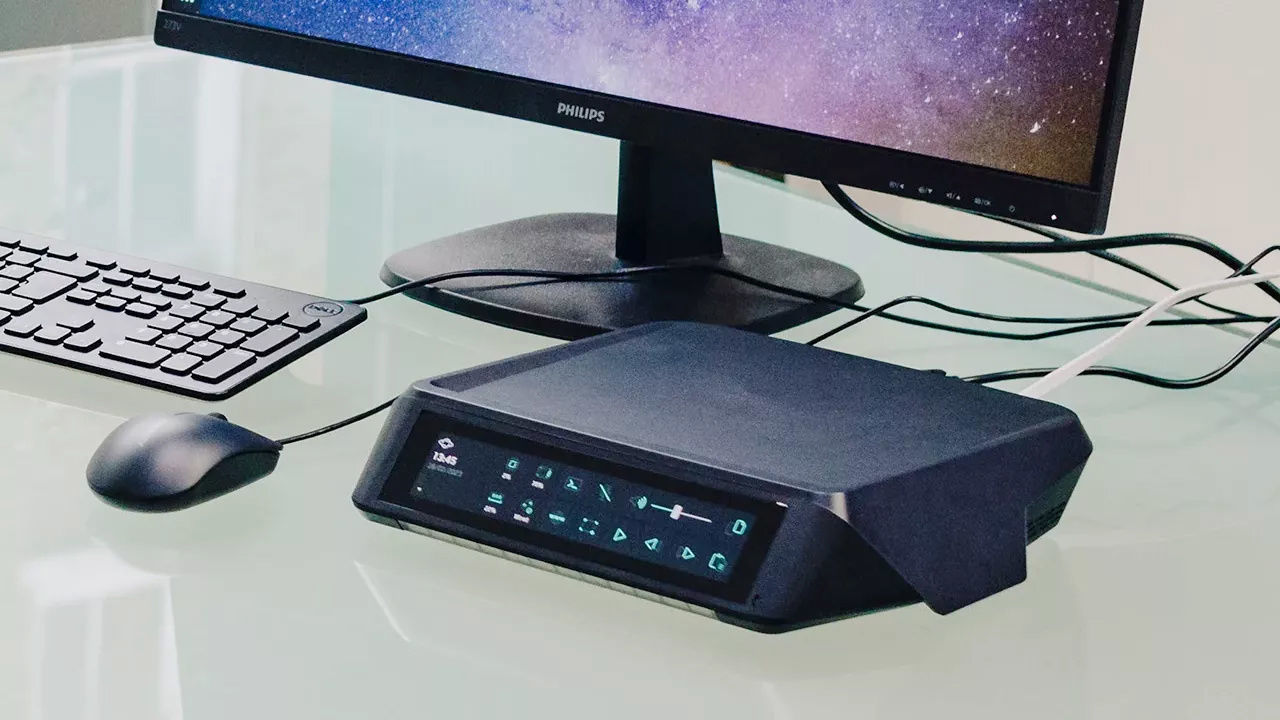 Planet XR 系列 Linux 迷你主机推出：搭载 RK3588，配备触控屏