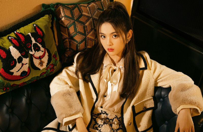  节奏|杨超越现身《快本》很意外，如此出场方式，难道不是要火的节奏？