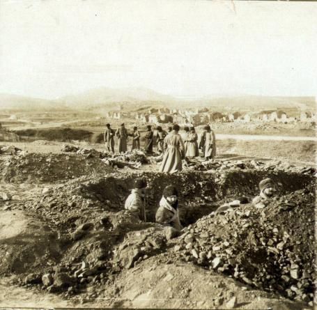 苏军|人们记得卡廷森林的枯骨，却忘了4万苏军官兵再也没离开波兰