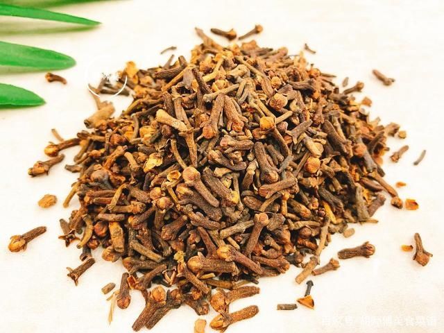  必不可少|要想卤肉香味入骨？这4种香料必不可少，学会用，肉越炖香味越浓