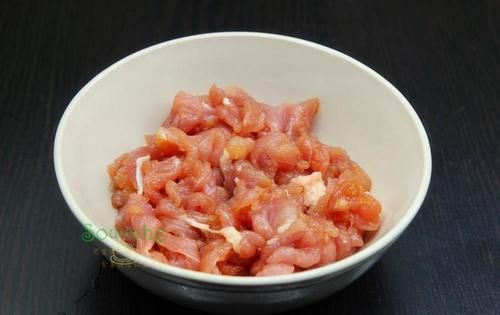 香味|进入8月,吃红豆绿豆都不如吃这瓜,加肉炒鲜香味美,营养全面