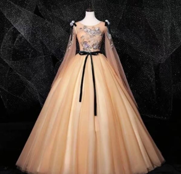 内心|测试：第一眼你看上了哪件公主裙？测你内心在害怕什么，超准哦！