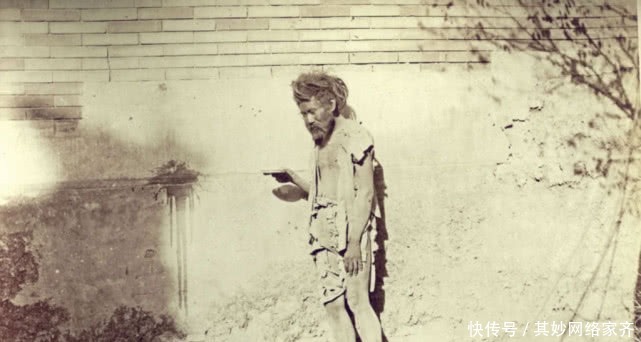 清朝|真实罕见的老照片:穷人在流浪,富人在欢笑,这才是真正的大清朝
