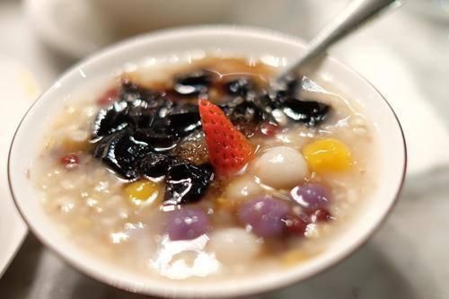  点菜|川菜馆点菜时，点什么才像当地人？记住“3点3不点”就行