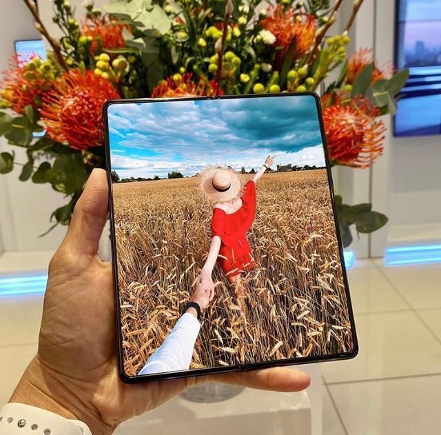  痛点|三星高层：Galaxy Z Fold 2已基本解决初代“痛点”