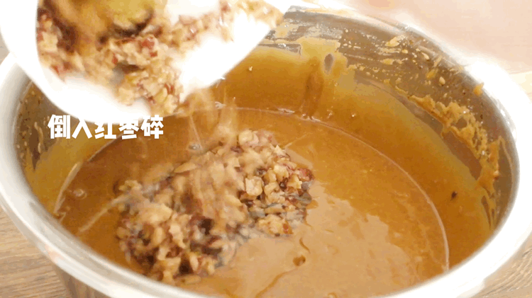  教你做|想吃枣糕不用买，1把红枣1碗面粉教你做，松软香甜，比蒸馒头简单