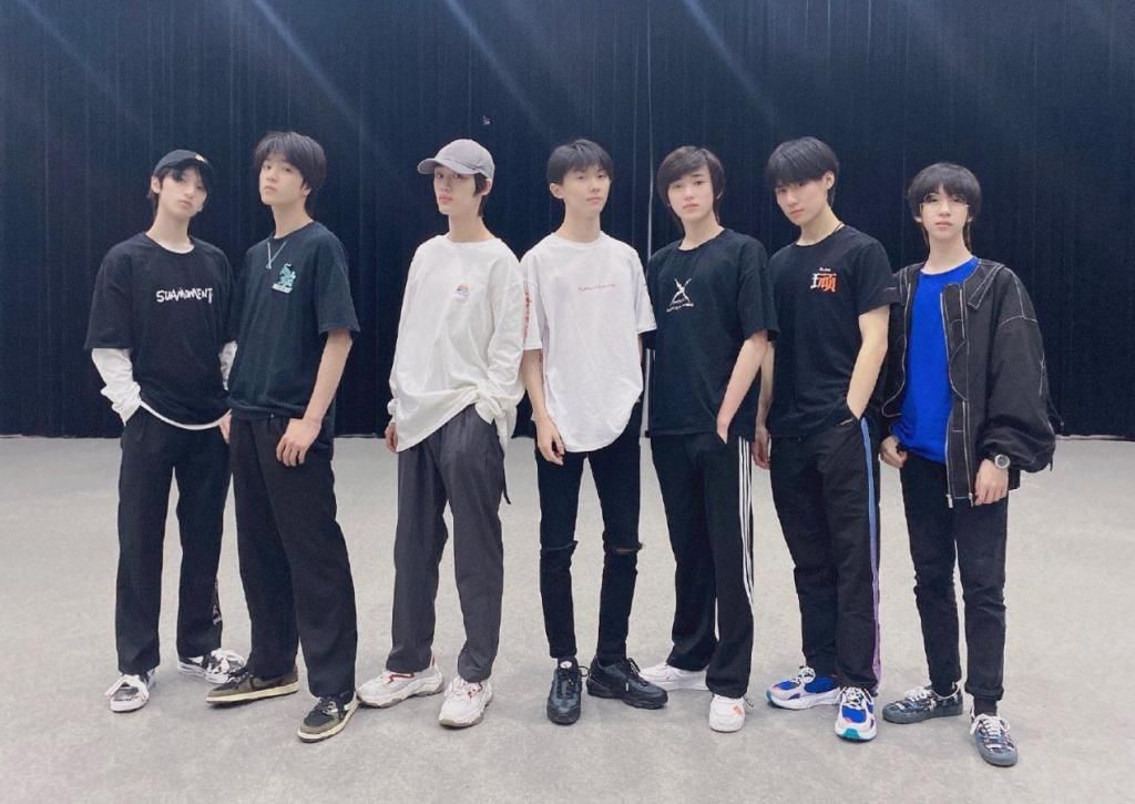  人气|继时代少年团，又一组合加盟东方卫视818超级秀，THE9令人期待
