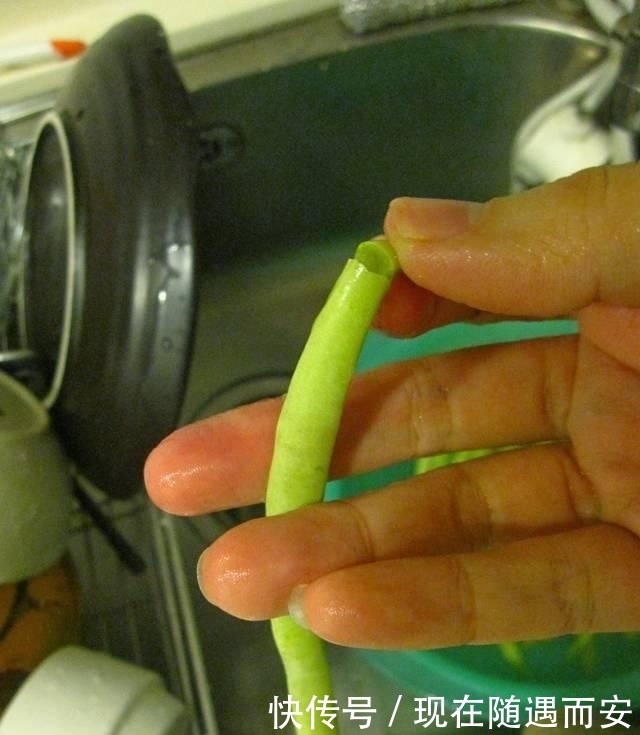 吃法|晒晒我家的晚餐,1个菜1个粥,网友说:这吃法,一看就是南方人