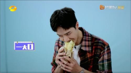  痕迹|赵丽颖王一博同框互动，CP剧本痕迹太刻意，字幕组满满求生欲