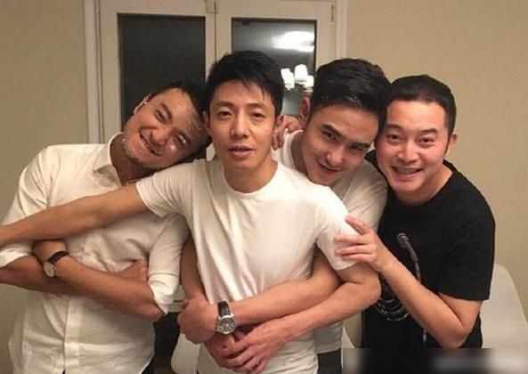  小撒|张大大问撒贝宁是主持界一哥吗？谁注意他的回答，吐出一口老血