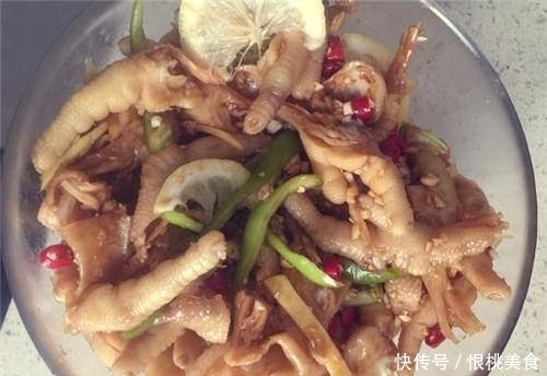 蒜香鸡爪|此零食,追剧党必吃,碗里一拌,拿起就啃,手残党的福利!