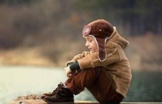  姐姐|目睹了爸爸殴打妈妈，家暴下的孩子，成长真的好辛苦