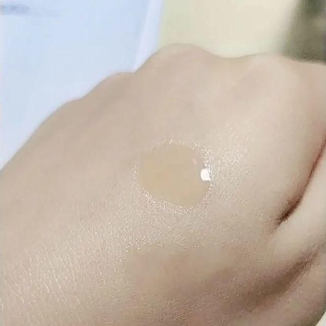  图源微博|我惊了，现在的国货护肤品为了博出位都能努力成这样？