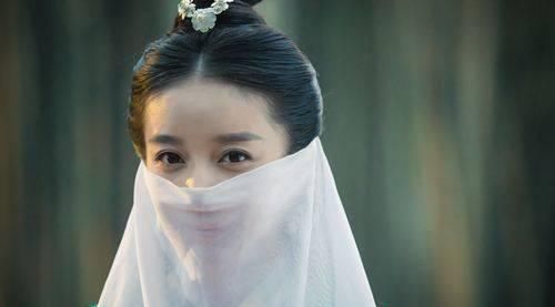  看中|《非诚勿扰》的＂最美观众＂，被导演看中后力捧，如今她怎样了？