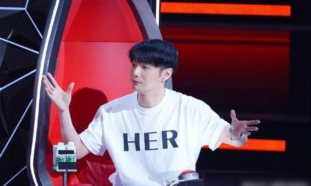  爆炸|王缺少王，这位《好声音》女演员爆炸了“杠上李荣浩”并抓住了C