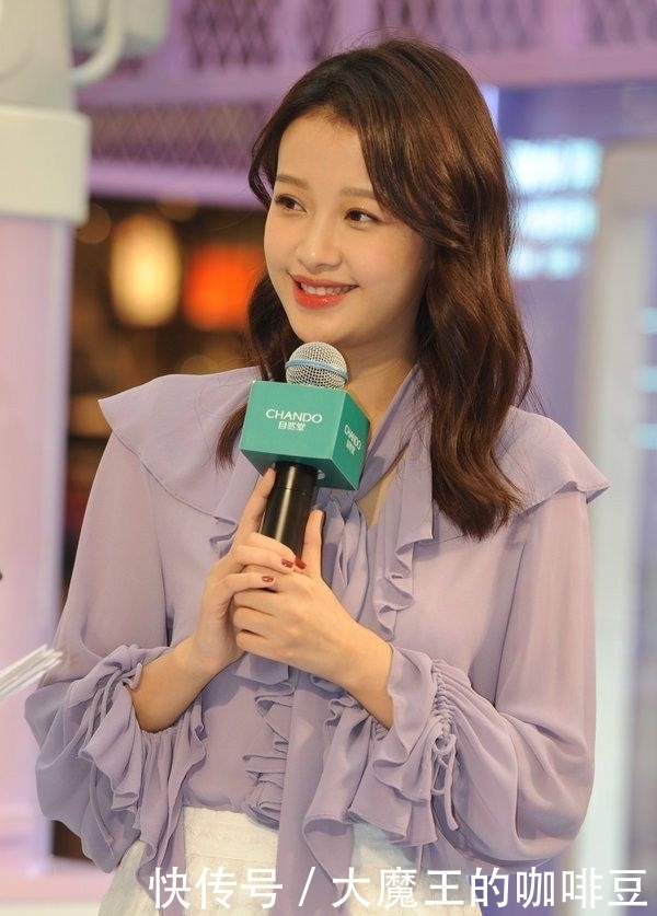 体重|孙怡哪里像生过娃?腿细成两根针,体重不过90斤!