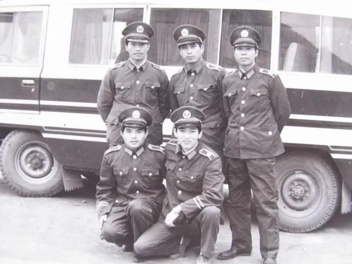 法院|法官看法官 | 奋斗正当时!以青春书写法院新篇章!