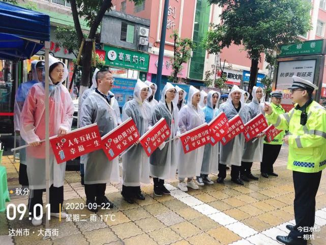 乱穿|【打脸曝光进行时】女子乱穿马路还当街大闹，结果…还有一大波高清无码照曝光！