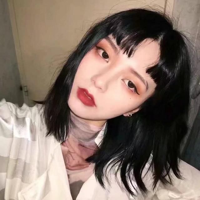  颜值|三分靠颜值七分靠打扮，很明显这些妹子都是个中高手