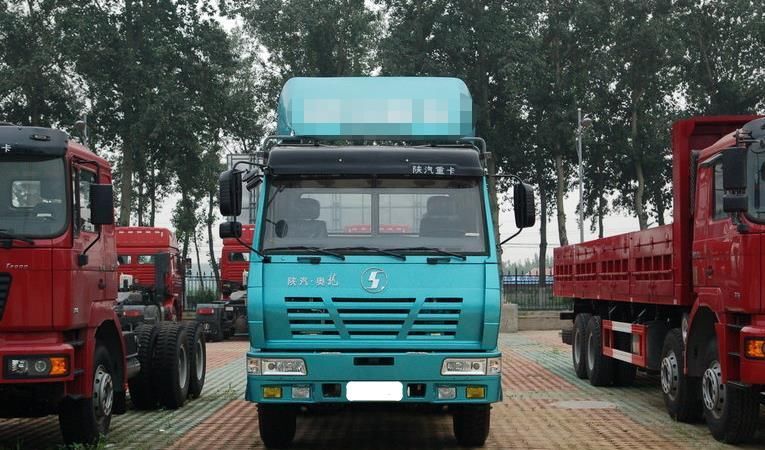  陕汽|陕汽奥龙牵引车怎么样？驾驶37200公里，车主表示够个性