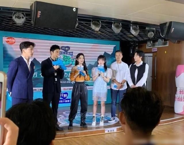  再有|赵丽颖工作室回应《中餐厅》：如再有类似争议，将停止配合与宣传