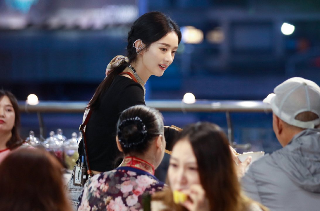  剪辑|《中餐厅》被批道歉不走心，从立人设到恶意剪辑，赵丽颖终于发声