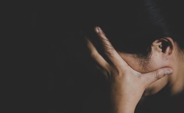 撞头|真实案例:多次撞头自杀,抑郁还是精神分裂症?