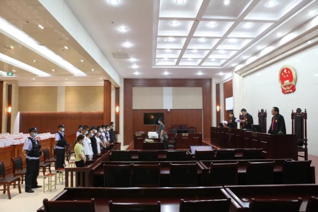  伏春龙|数罪并罚！伏春龙等人涉恶案件公开宣判！