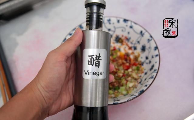 面条|这碗面酸辣开胃又挡饱, 10分钟就搞定, 没胃口要试试它!