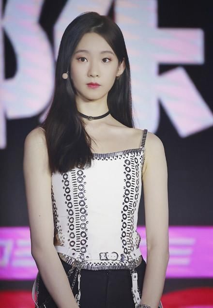  用力|硬糖少女团专发布会，陈卓璇用力过猛未必达到优质，希林娜依高确认担任队长