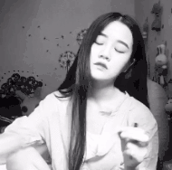 王者|搞笑GIF趣图:她曾经是个王者,后来