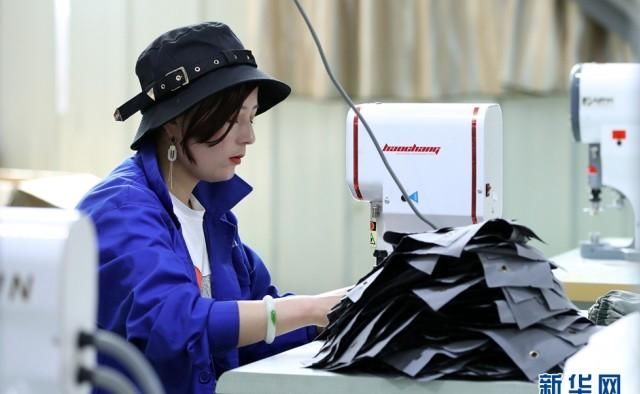 包莲英|【新华社】脱贫的颜色