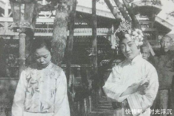 抗战时期|离开紫禁城后,末代皇妃毅然离婚,抗战时期沦为小贩,晚年嫁平民!