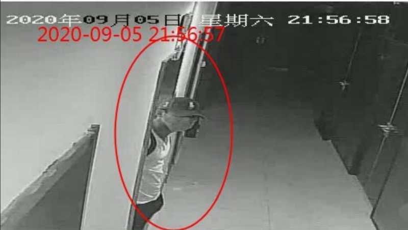 潜入|以假换真，离职男子潜入公司“蚂蚁搬家”式盗窃200余瓶茅台