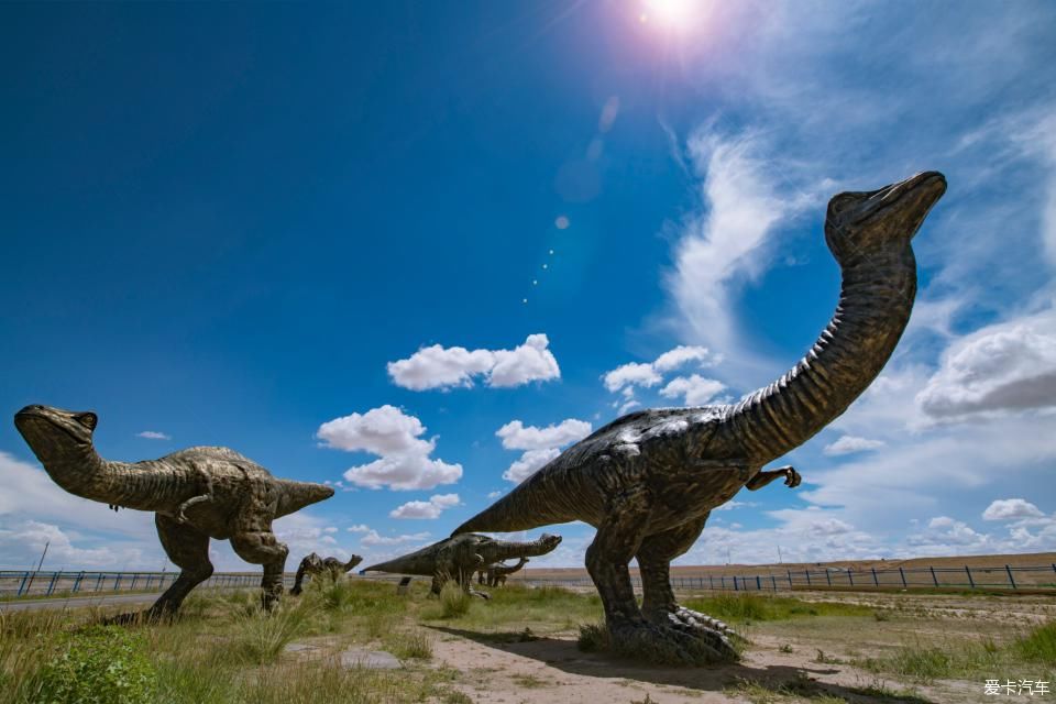 风雨雷电|贝子庙+中蒙边境+草原露营 乌珠穆沁 风雨雷电绿浪秘境行路书