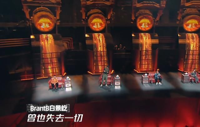  选手|吴亦凡对小白说，在我心里你是第一名，谁注意到GAI的表情？