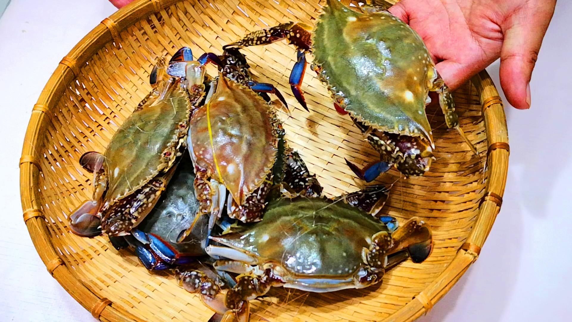  做法|8月螃蟹正当季，渔民分享正确做法，蒸螃蟹不掉腿不流黄，特鲜美