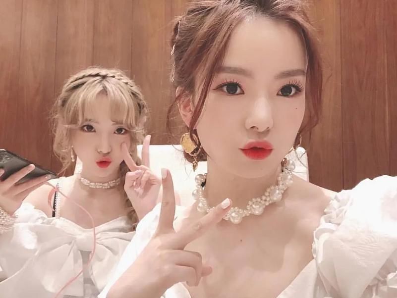 刚出道|硬糖少女曝光频率舒适,1个月3档综艺不紧不慢,粉丝担忧完全多余